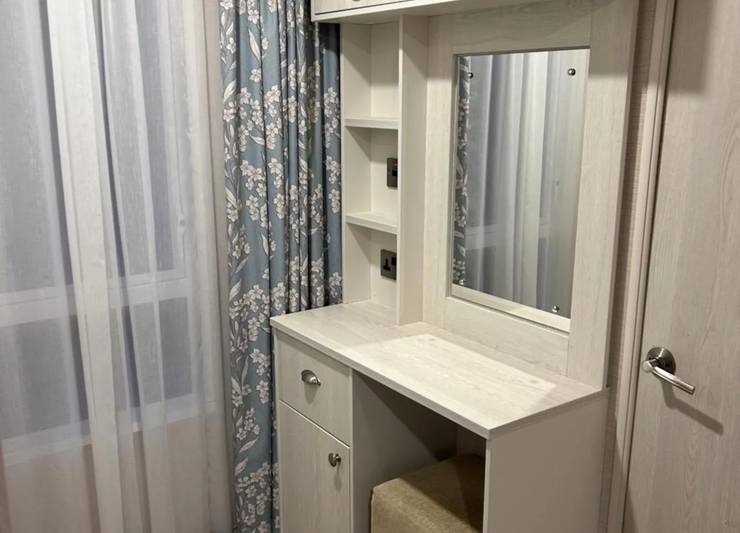 公寓 Stunning Mini Lodge With Sea View 法利 英国